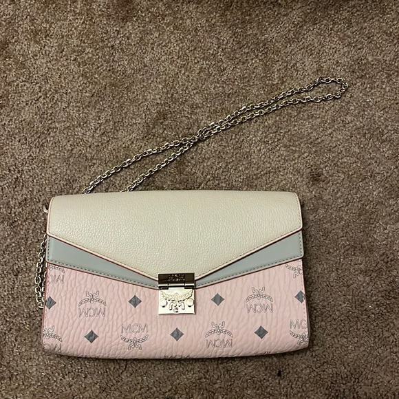 MCM Calfskin Visetos Monogram Patricia Color Block Wallet On Chain Pink Tint